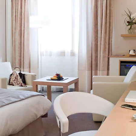 Hotel Mercure Paris 4*