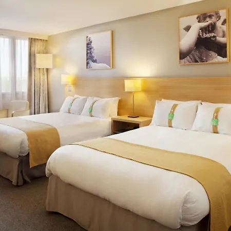 Mercure Paris Hotel 4*