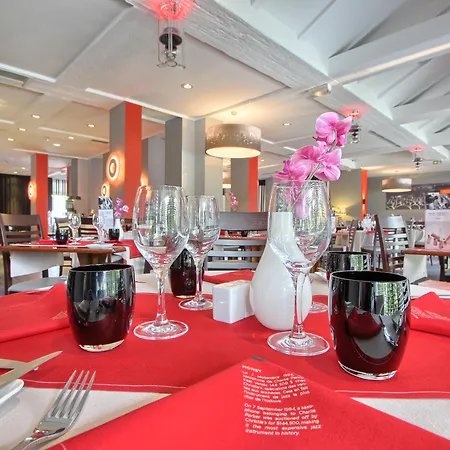 Mercure Paris Hotel 4*