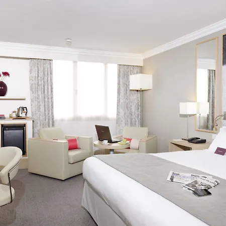 Mercure Paris Hotel