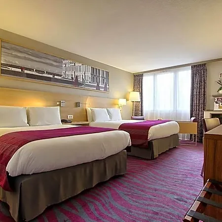 Mercure Paris 4*