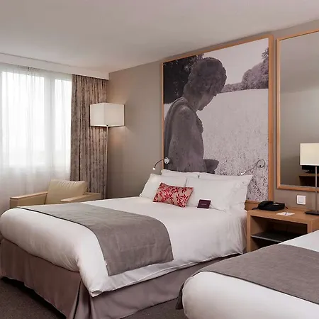 Mercure Paris Hotel 4*